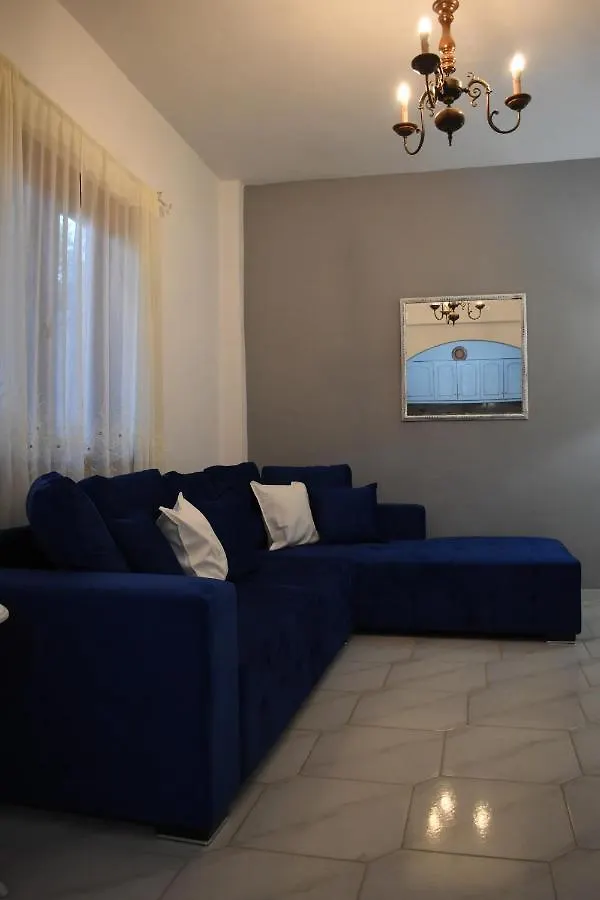 Mariana'S Apartment Βατοπέδι